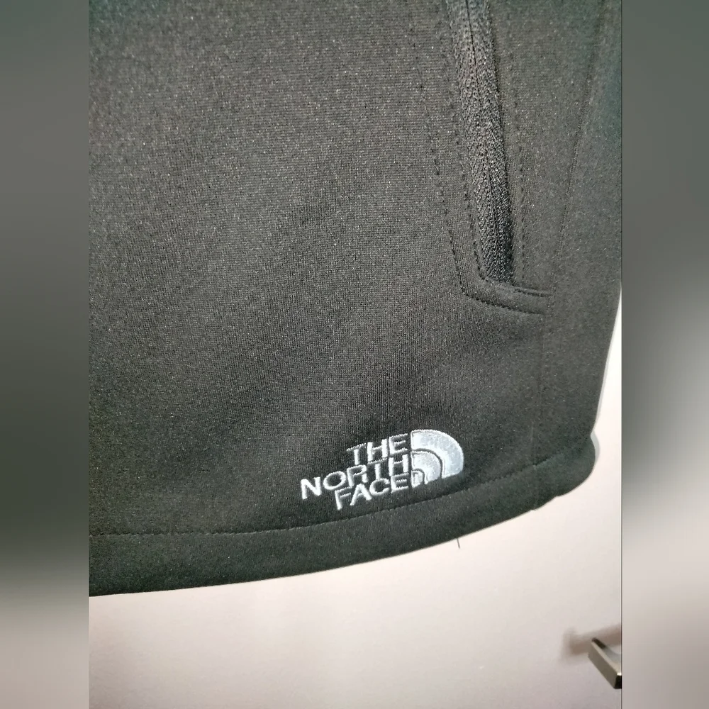 The North Face (Sz XL) Men's Black Ridgeline Soft Shell Front & Pocket Zip Vest